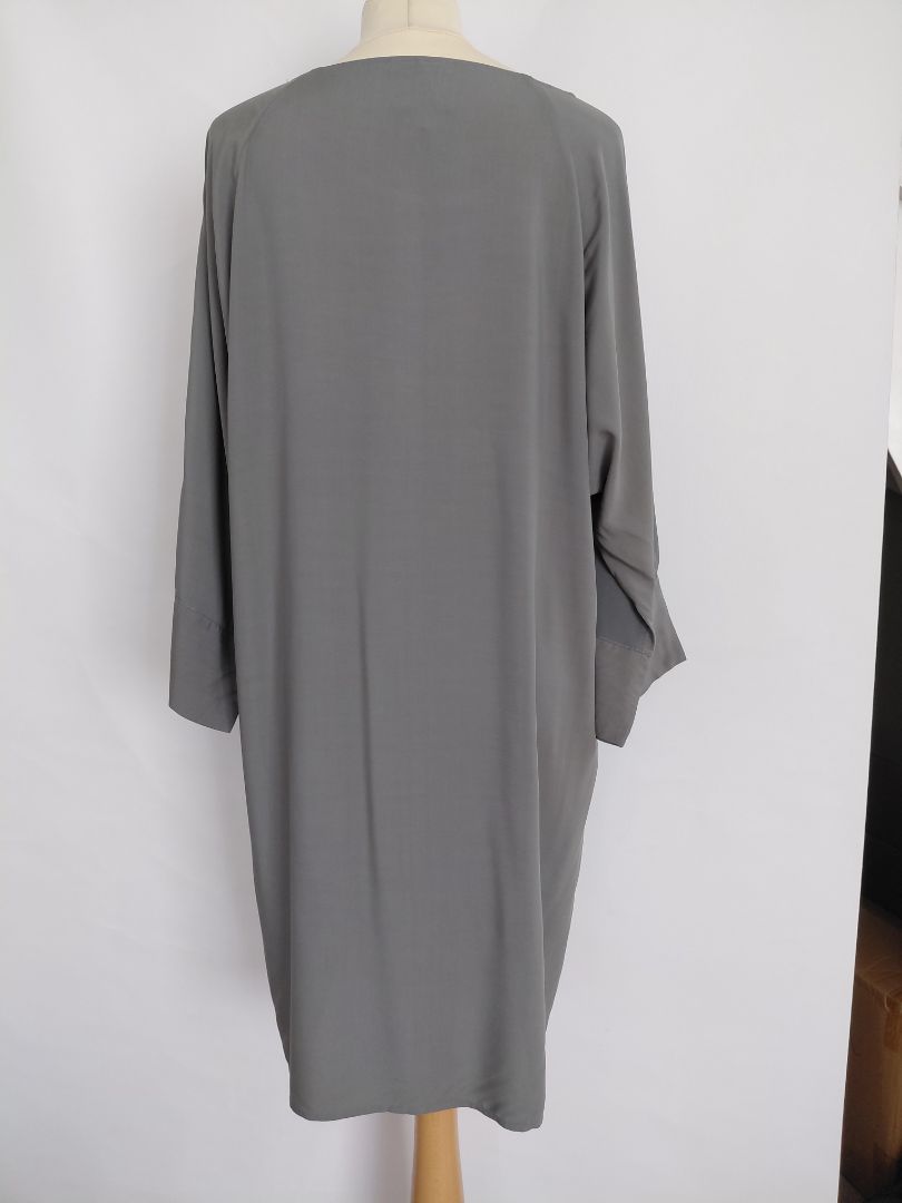 Silki oversize kjóll, EUR 36, minimum