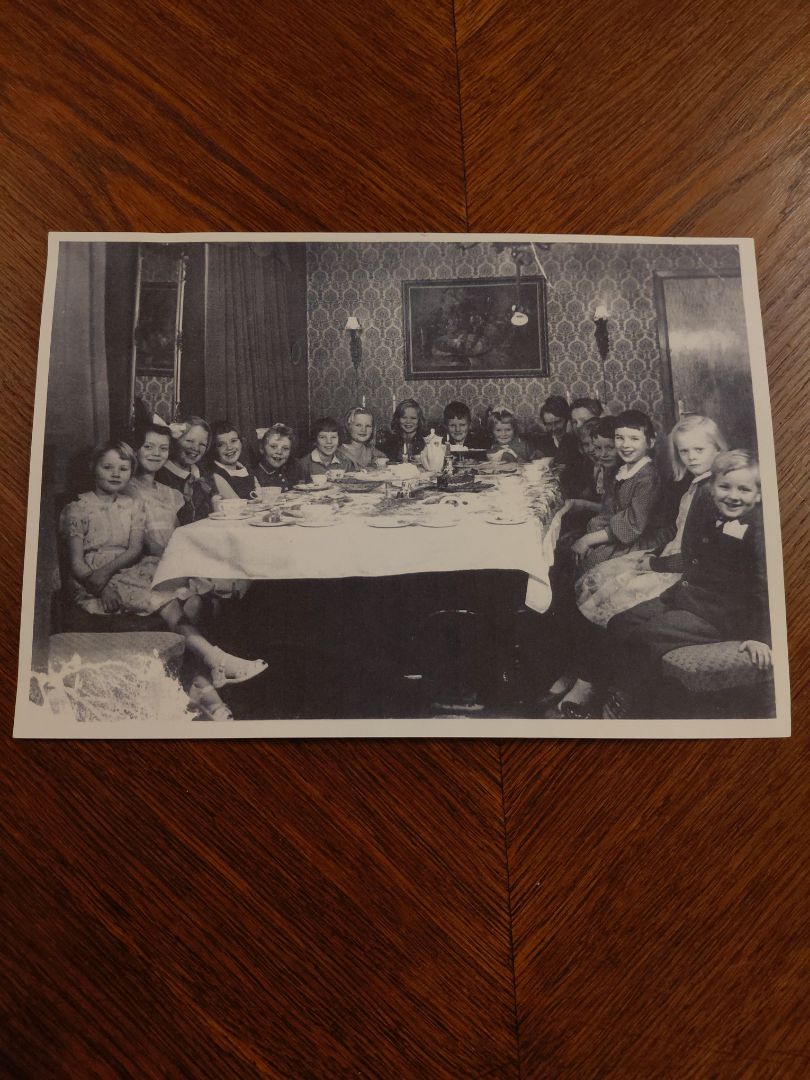 Vintage (1945) danskt borðstofuborð með 6 stólum í jacobian stíl og fallegri sögu, C. Høybye & son møbel-etablissement