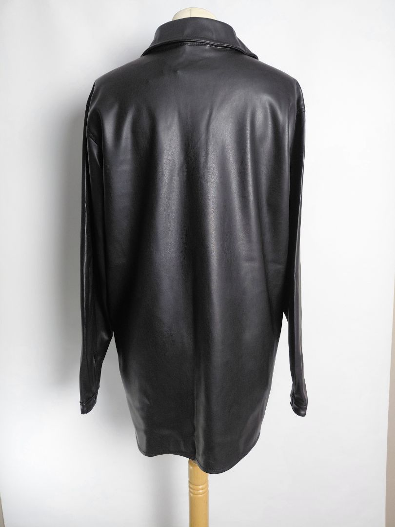 Pleather oversized shirt, EUR 40, Vila