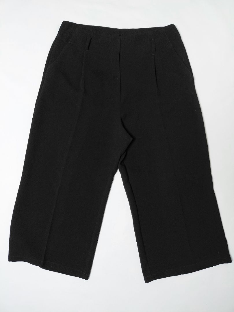 Víðar beinar kvartbuxur, EUR 46, F&F