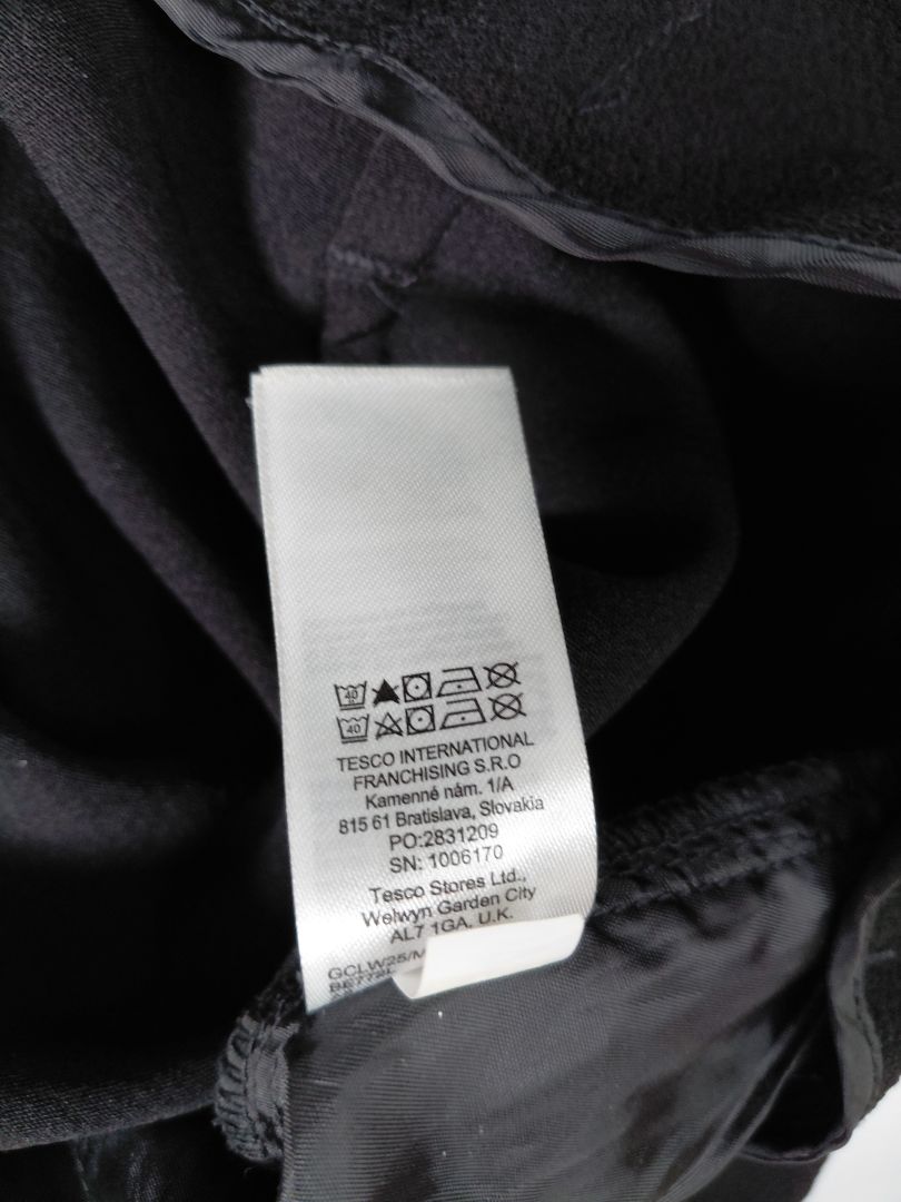 Víðar beinar kvartbuxur, EUR 46, F&F