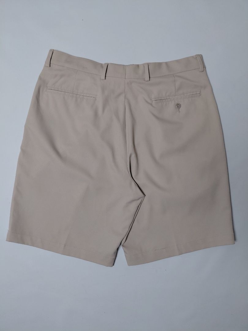 Golf shorts, W34, Walter Hagen