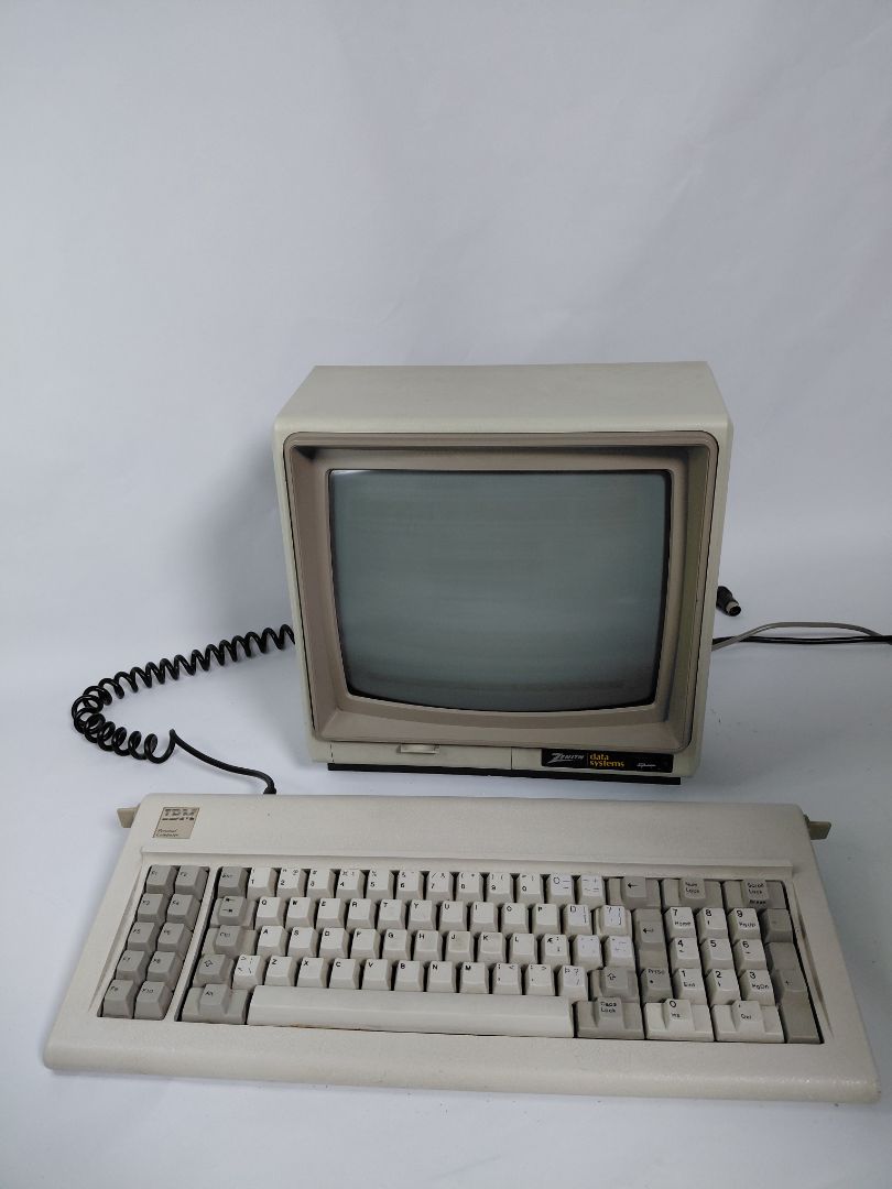 Vintage (1984-1985) tölvuskjár og lyklaborð, Zenith og IBM