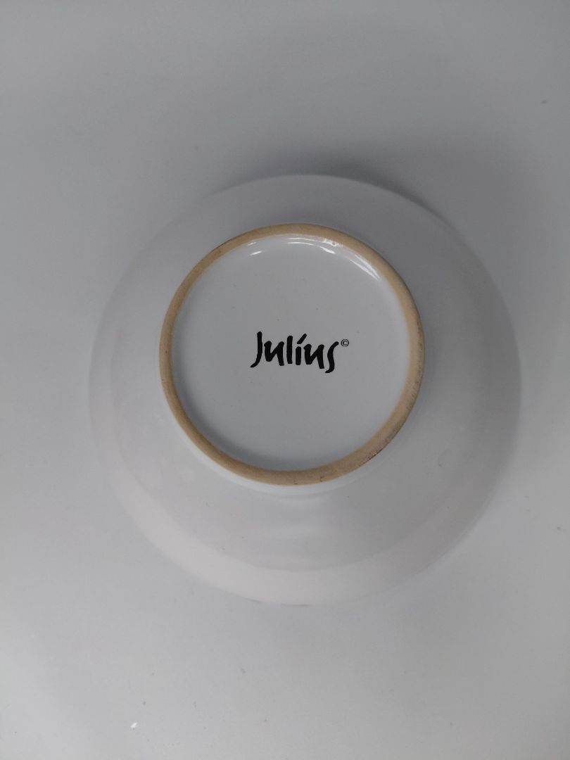 Jóla skál, Julíus