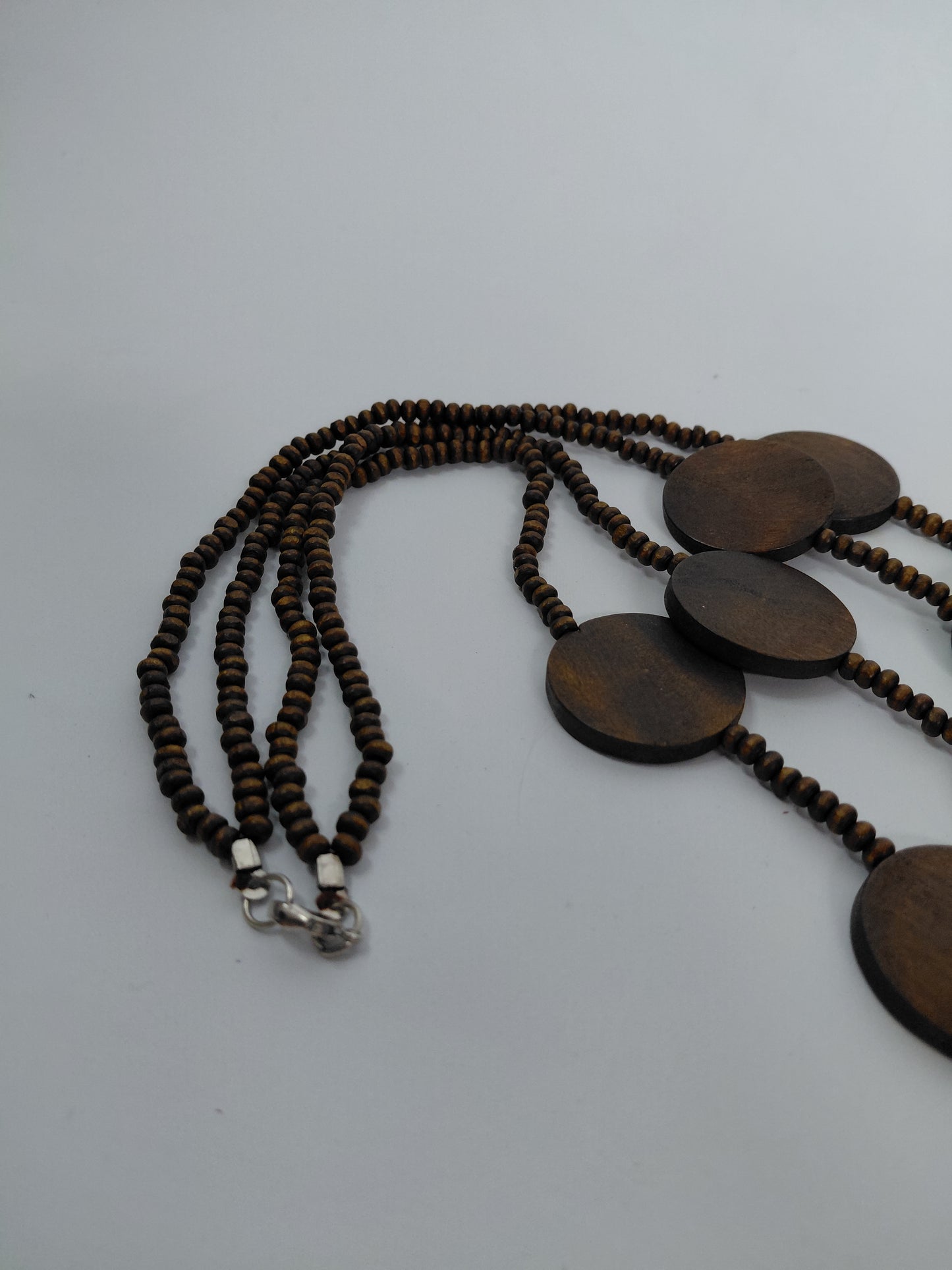 Tré hálsfesti síð