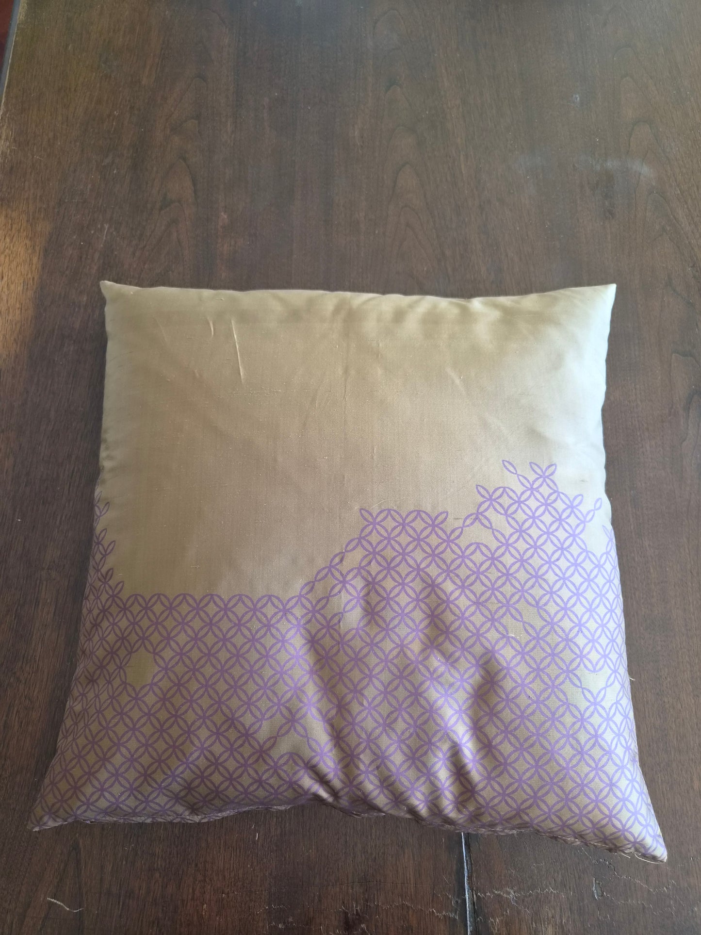 Púði (56x47 cm)