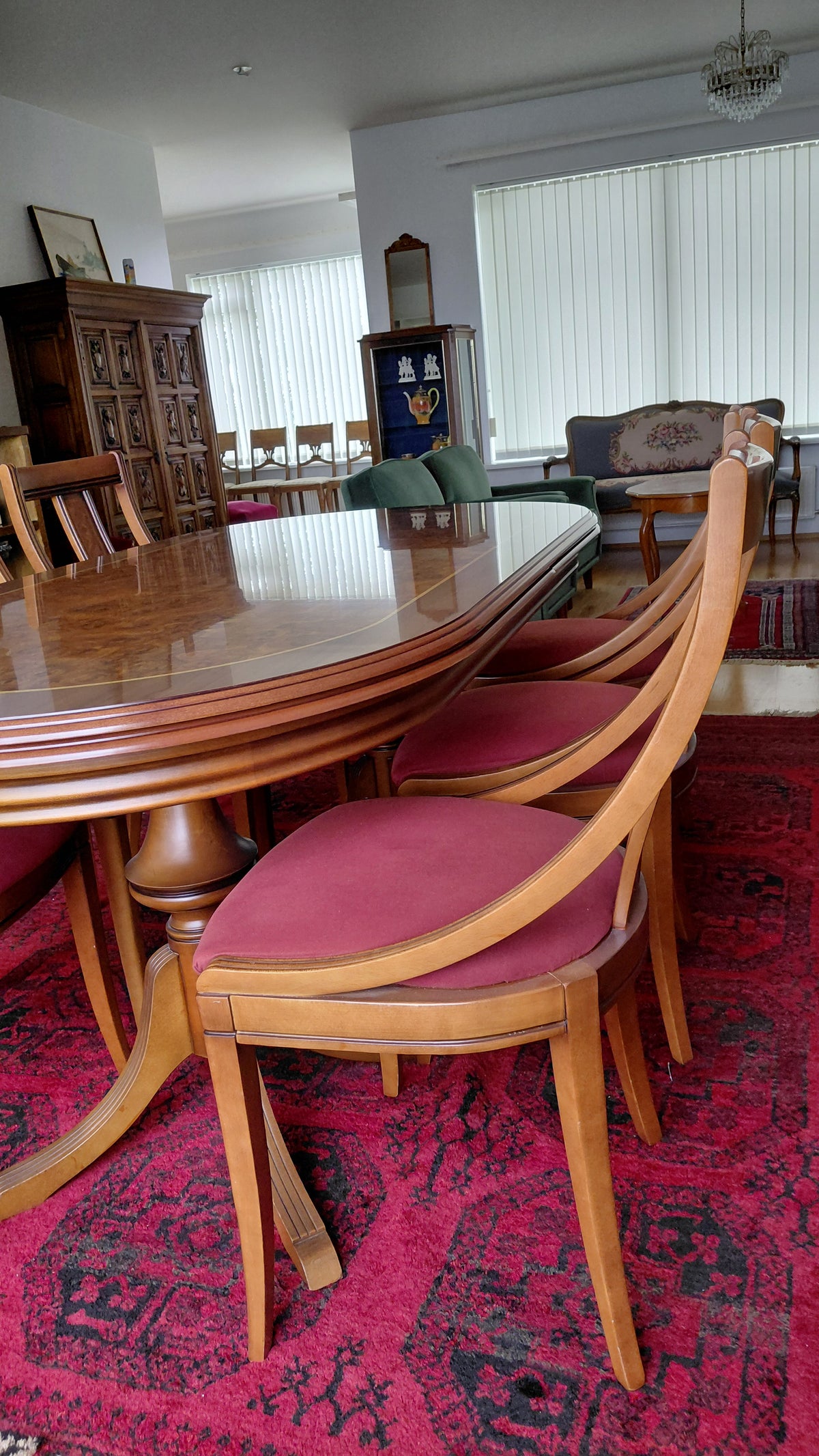Borðstofuborð ásamt 6 stólum (Lengd: 180-360 cm), Vintage