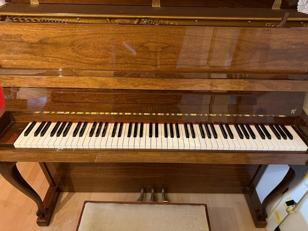 Piano (120) and piano bench (1957), Sauter