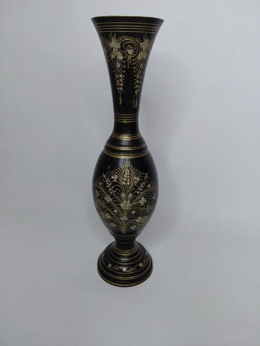 Vintage copper vase (30.5 cm)