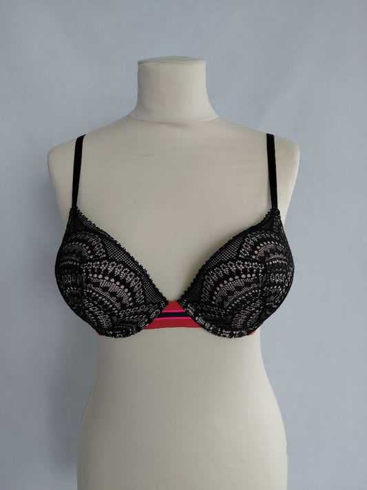 Brjósthaldari með púða (push-up), 34B, Victoria Secret