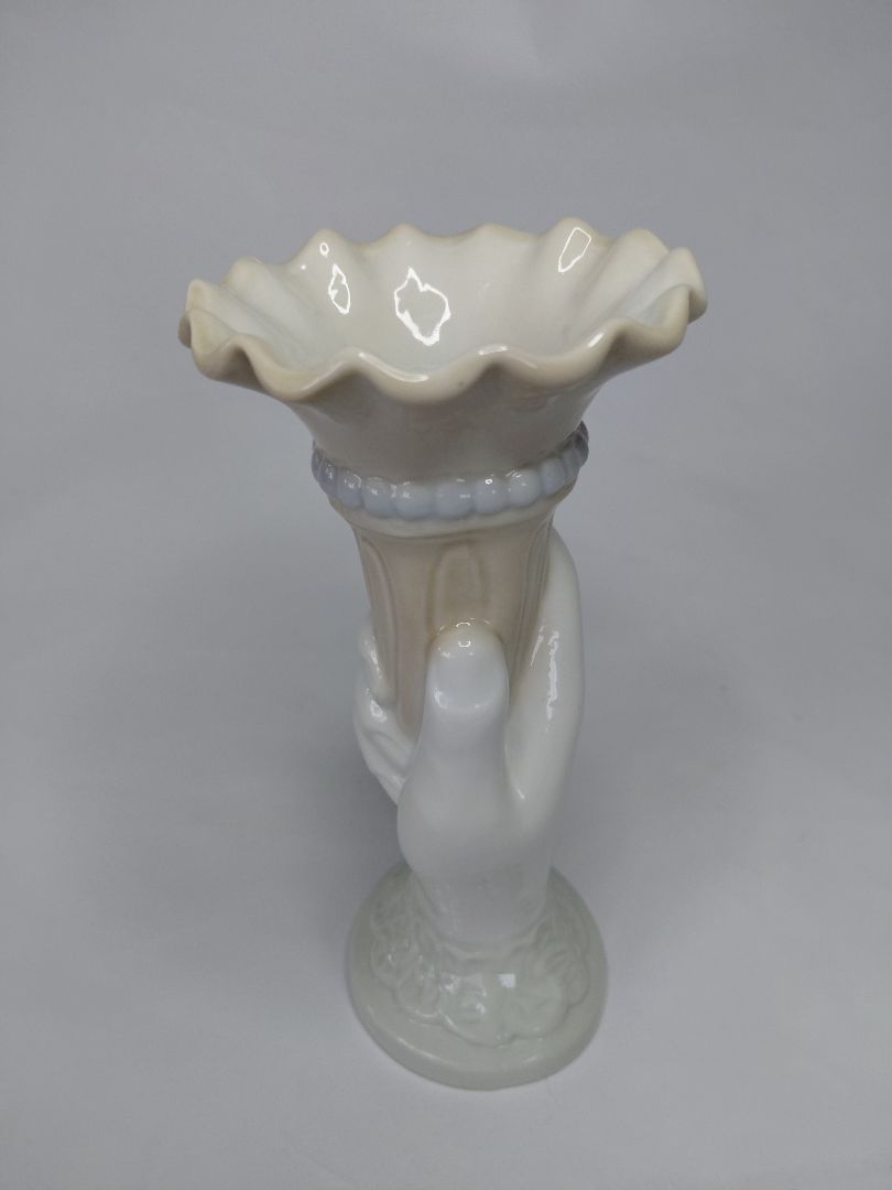 Vintage flower vase