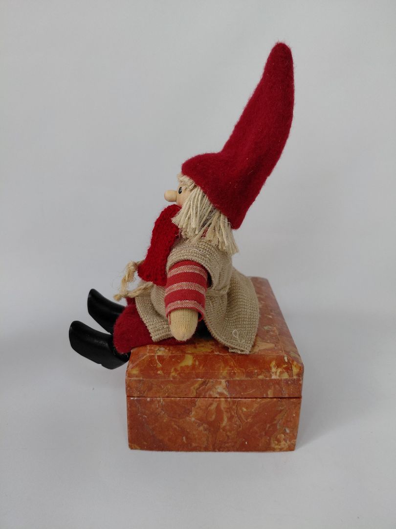 Small Christmas elf (adjustable)