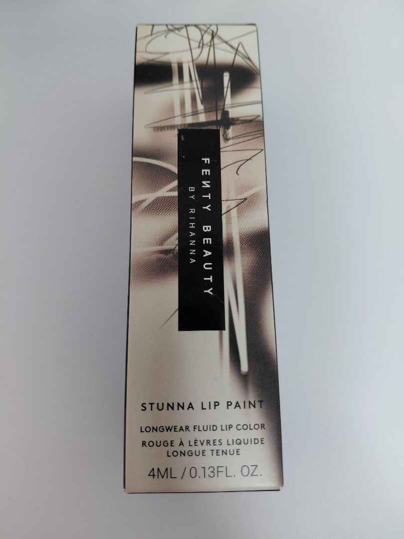 Stunna lip paint litur Unattached, Fenty Beauty by Rihanna