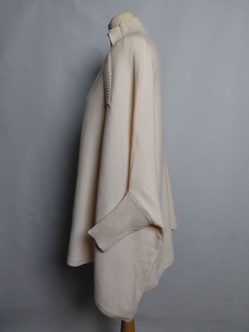 Oversize peysa, M, Exquiss´s
