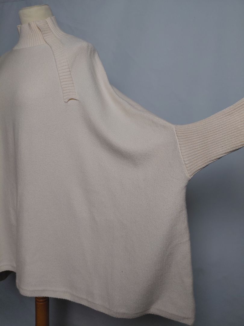 Oversize peysa, M, Exquiss´s