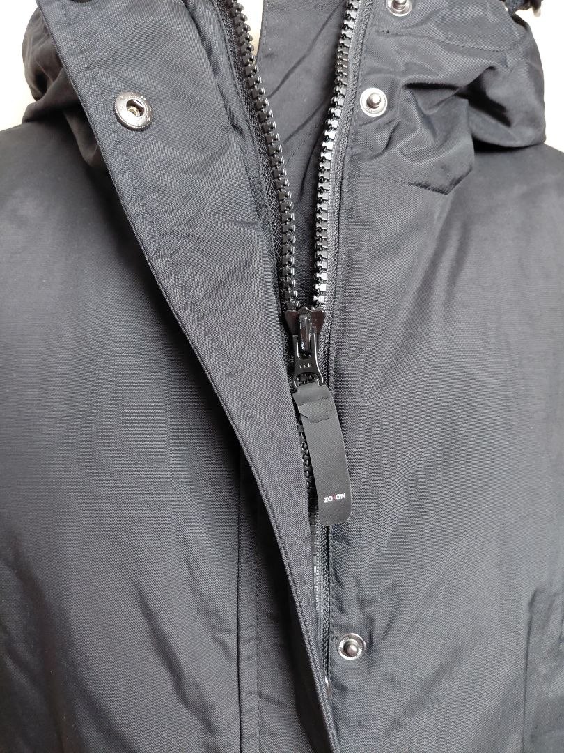 Úlpa "Gjóla Parka", EUR 42, ZO-ON