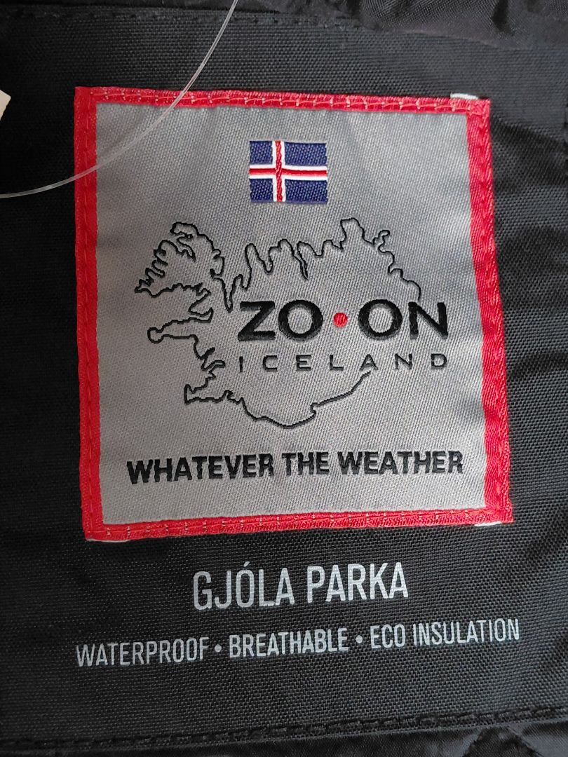 Úlpa "Gjóla Parka", EUR 42, ZO-ON