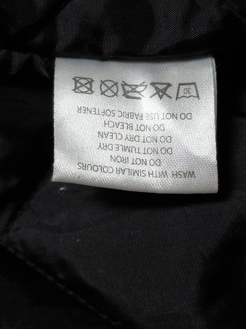 Úlpa "Gjóla Parka", EUR 42, ZO-ON