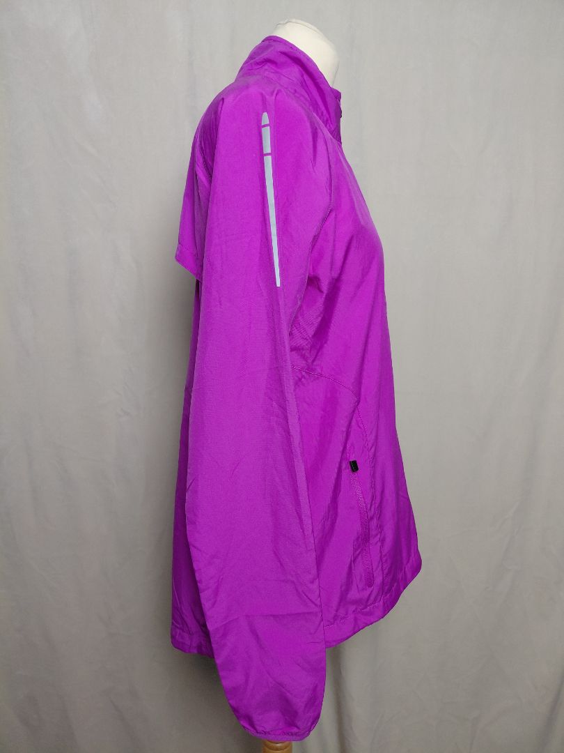 Hlaupajakki (vindheldur), EUR 40, Soc