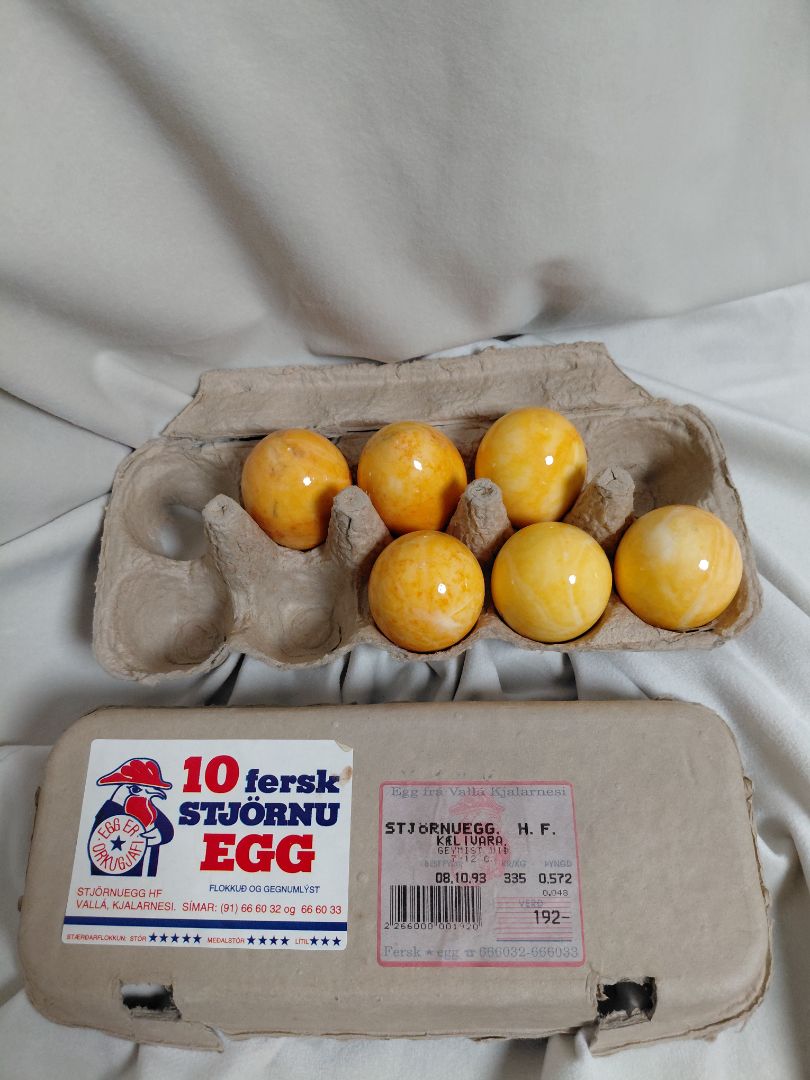 Vintage páskaskraut egg (1990s)