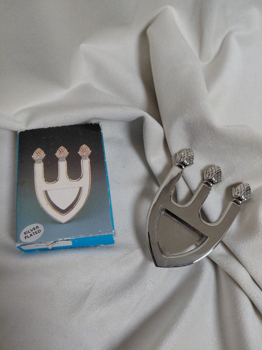 Vintage skeiðahaldari (silfur húðað)