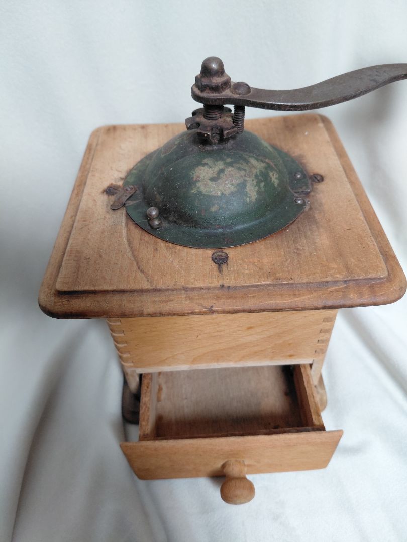 Antík kaffikvörn (1930s)