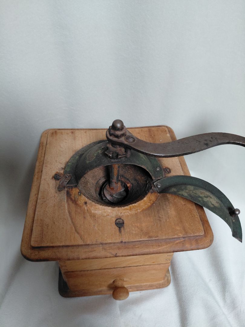 Antík kaffikvörn (1930s)