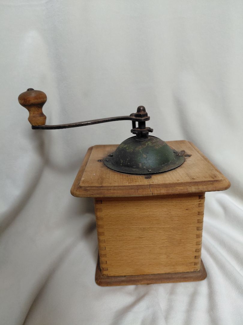 Antík kaffikvörn (1930s)