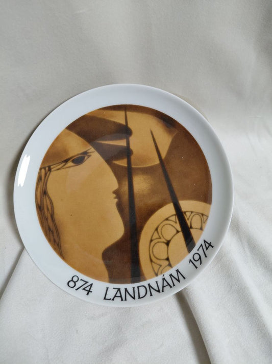 Landnámsplatti (8204), Bing & Gröndahl