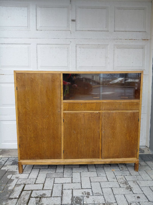 Vintage (1950s) glerskápur