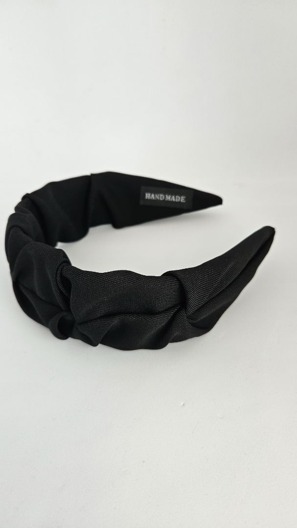 Hárspöng (Svört), One size