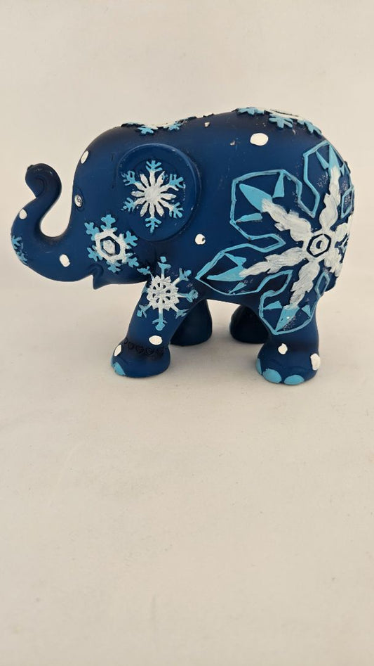 Elephant statue with snowflakes (pop art), 10 cm