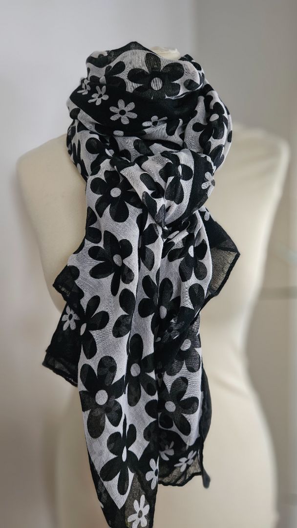 Scarf (188 x 95 cm), Athmosphere
