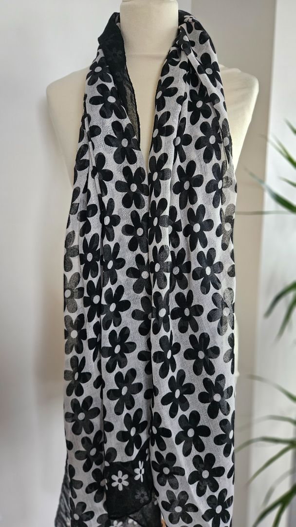 Scarf (188 x 95 cm), Athmosphere