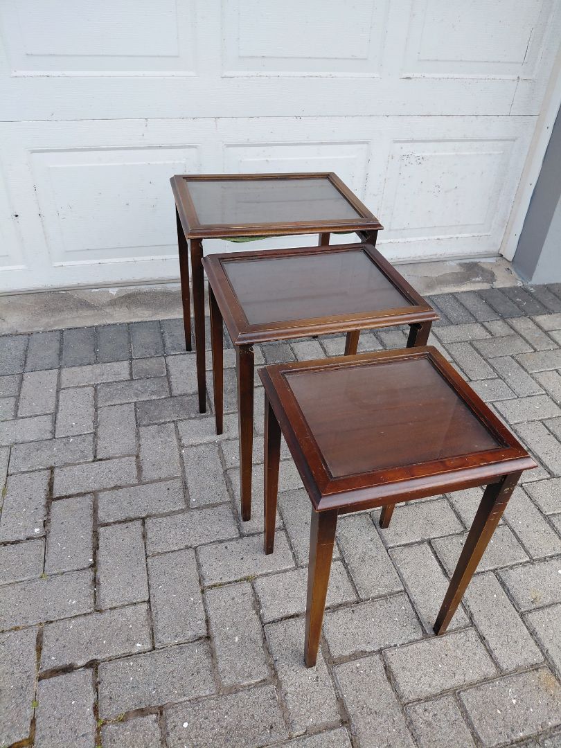 Vintage innskotsborð (1930-1940s), Ferguson Brothers Furniture