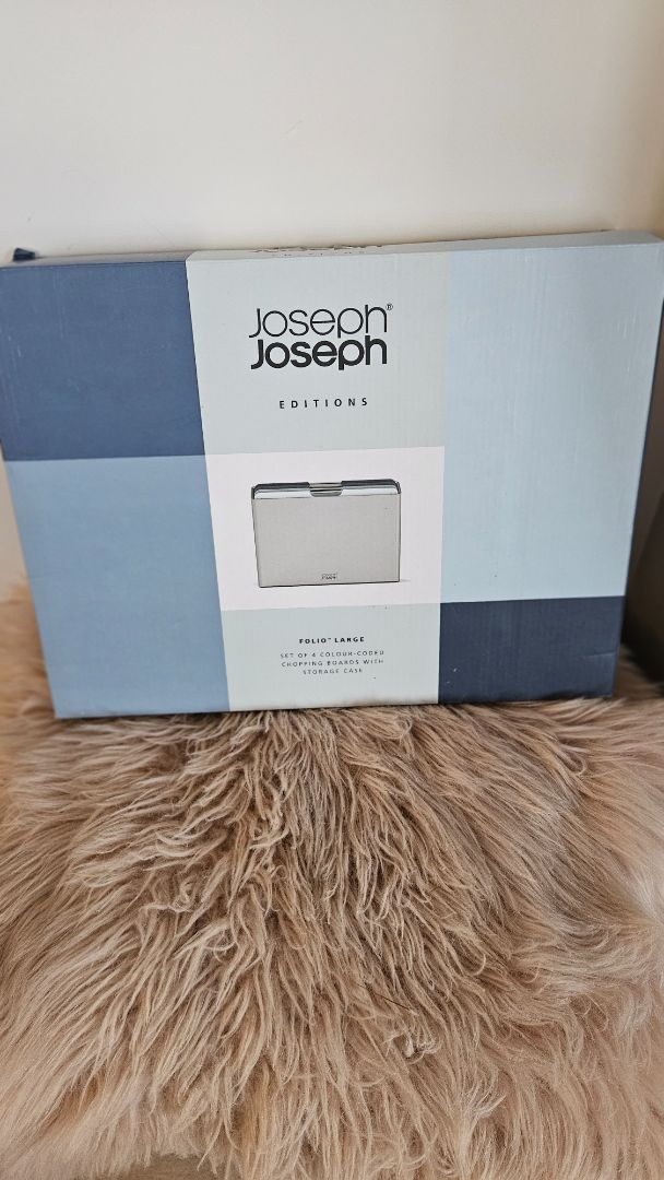 4 pcs cutting board Folio Large (unused), Joseph Joseph