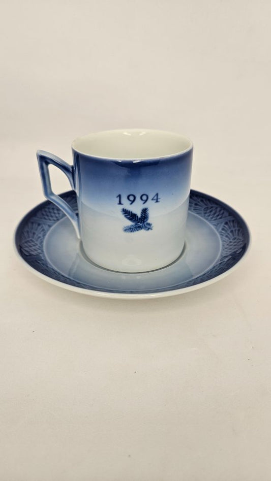 Cup &amp; saucer 1994 (collector's item), Royal Copenhagen