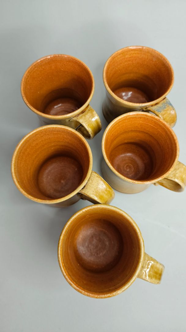 Jug with screw-on spout and 5 cups (Vintage 1975), Mrs. Hedi Guðmundsdóttir