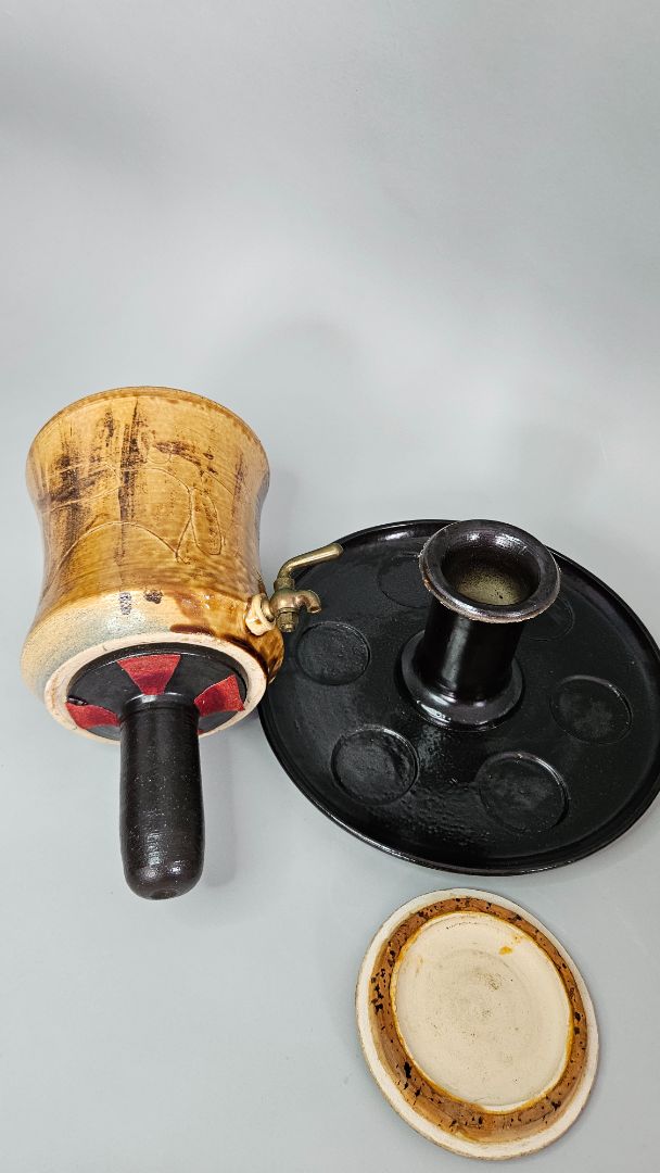 Jug with screw-on spout and 5 cups (Vintage 1975), Mrs. Hedi Guðmundsdóttir