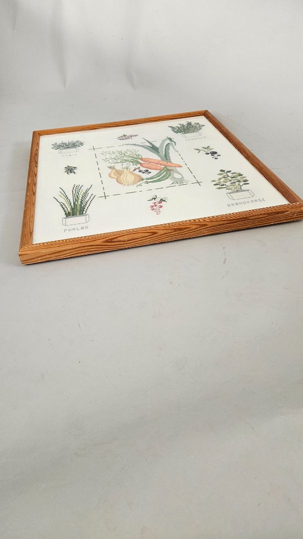 Embroidered picture vintage (L48xH53 cm), Home-sewn
