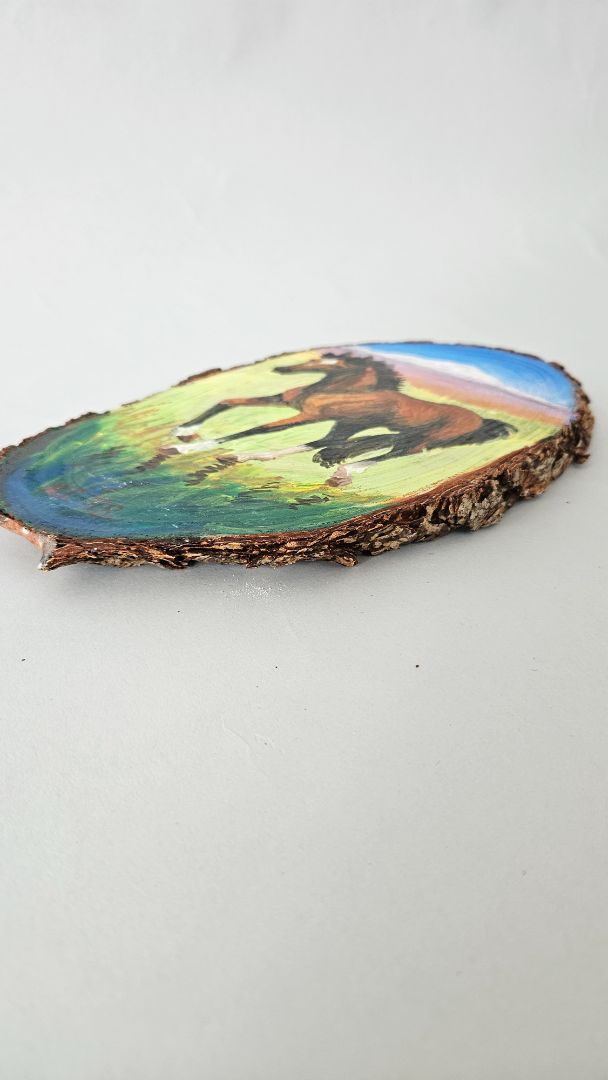 Picture of a horse on a wooden plate (1998), MJ Art