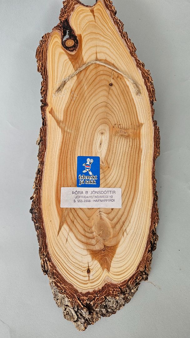 Wooden plate "Aðalvík", Þóra B. Jónsdóttir