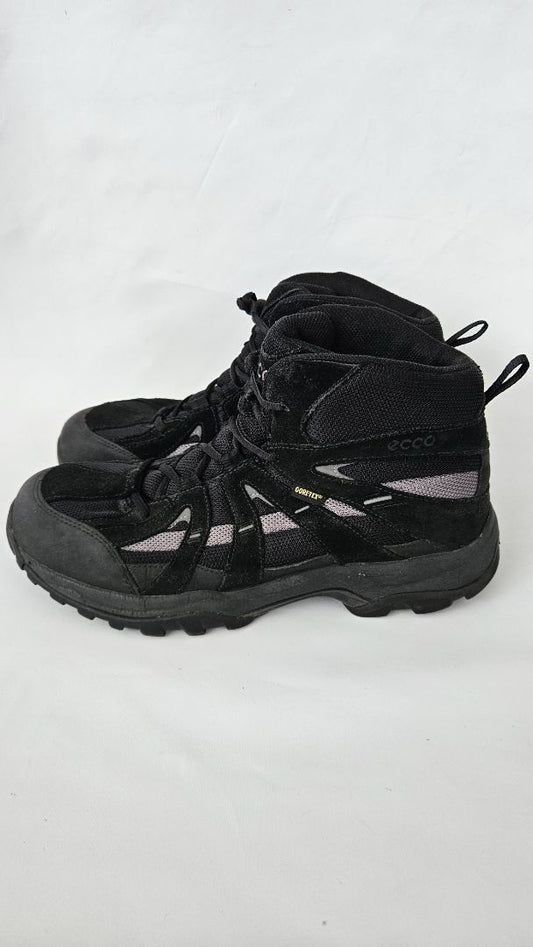 Goretex hiking shoes, Eur 42, Ecco