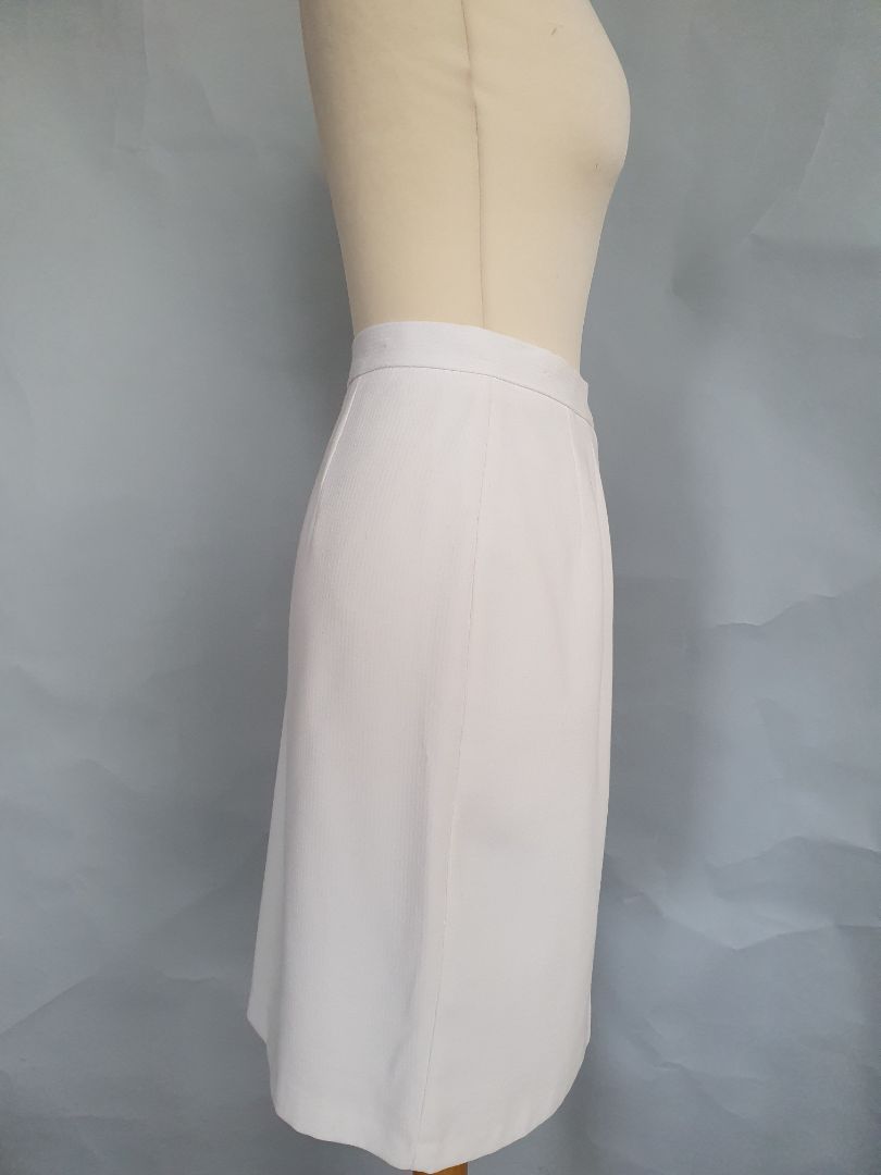 Skirt, EUR 42, PTA