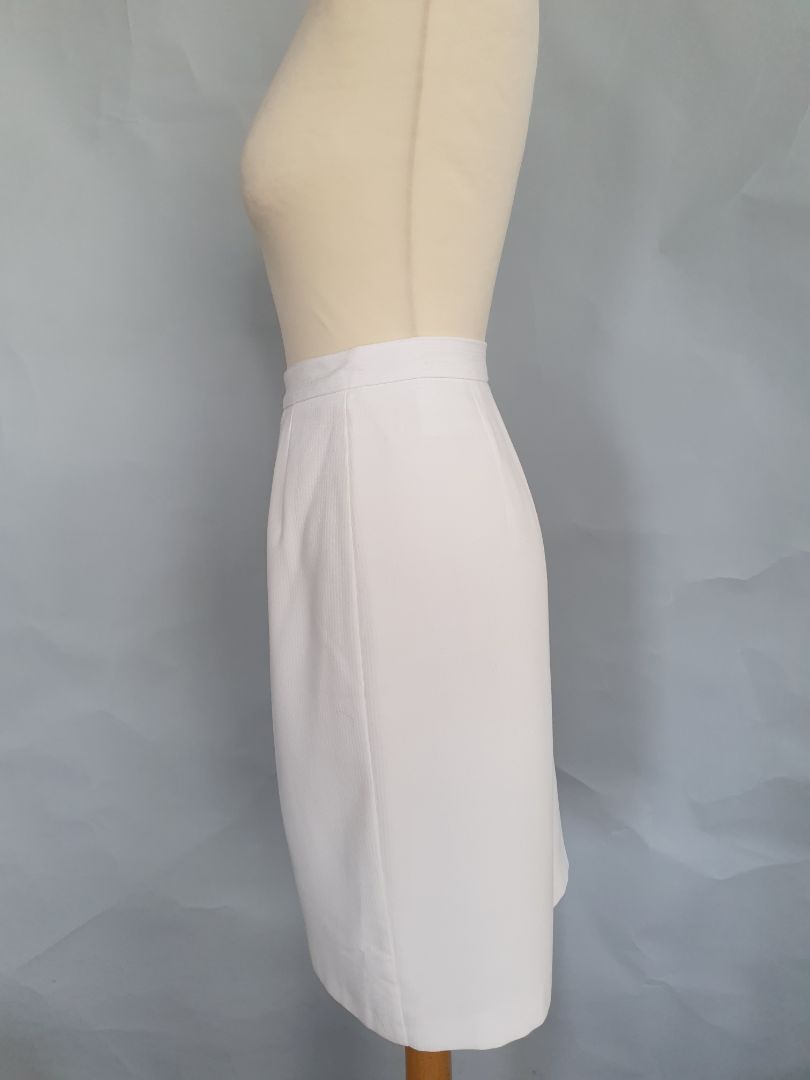 Skirt, EUR 42, PTA