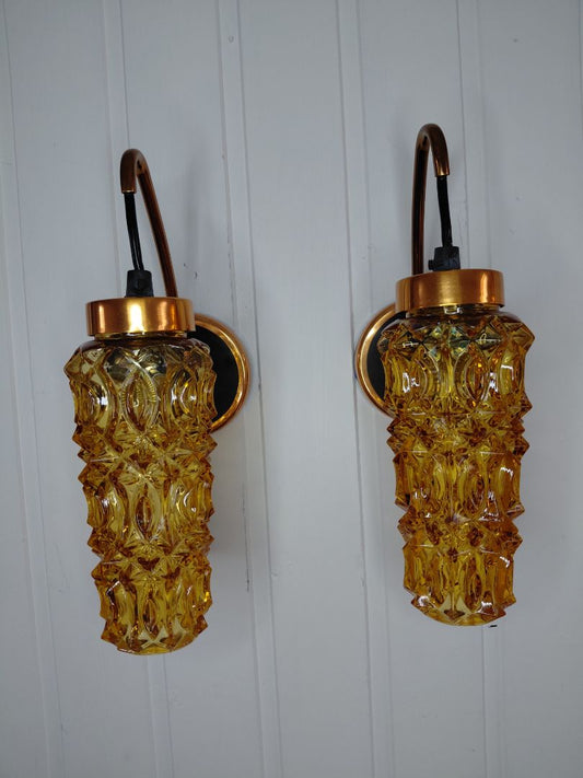 Vintage wall light (1970)