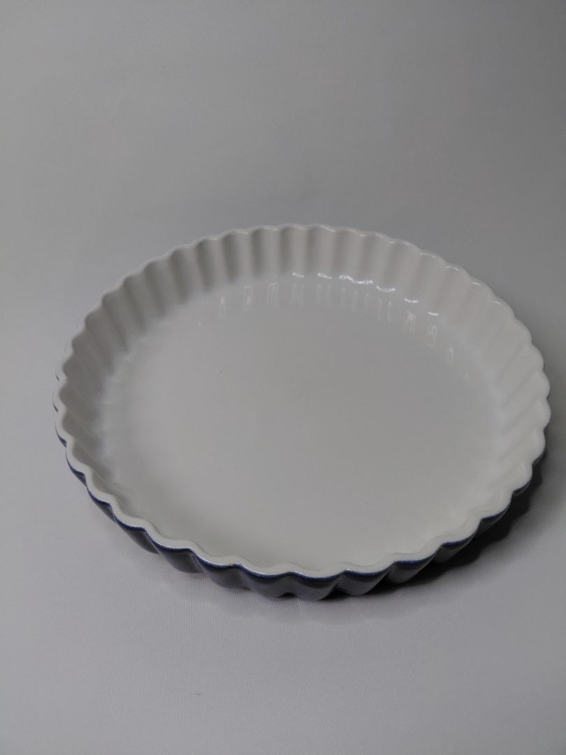 Refractory mold