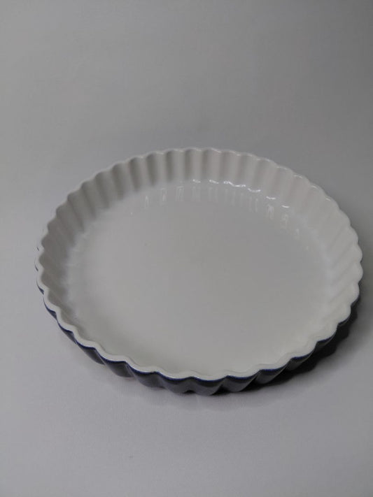 Refractory mold