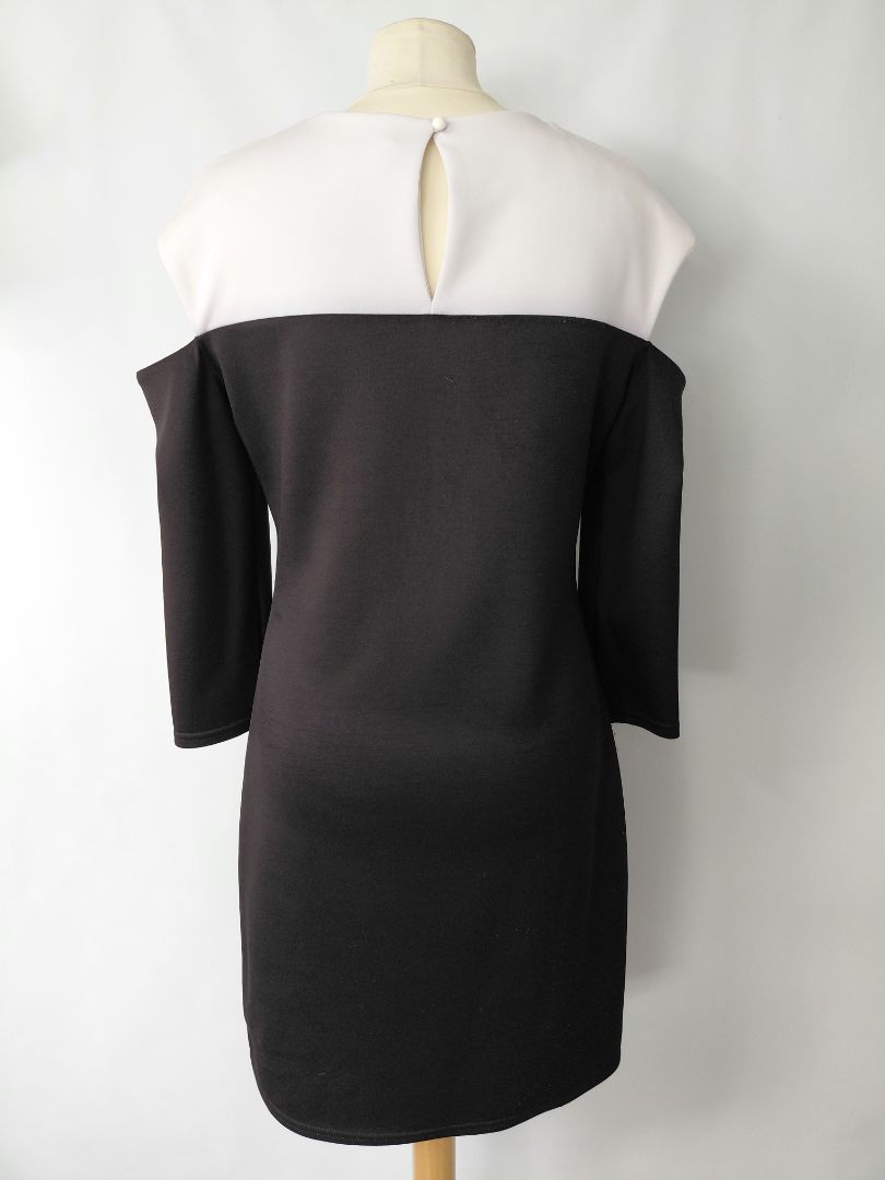 Short fitted dress, M, Jus d´Orange Paris