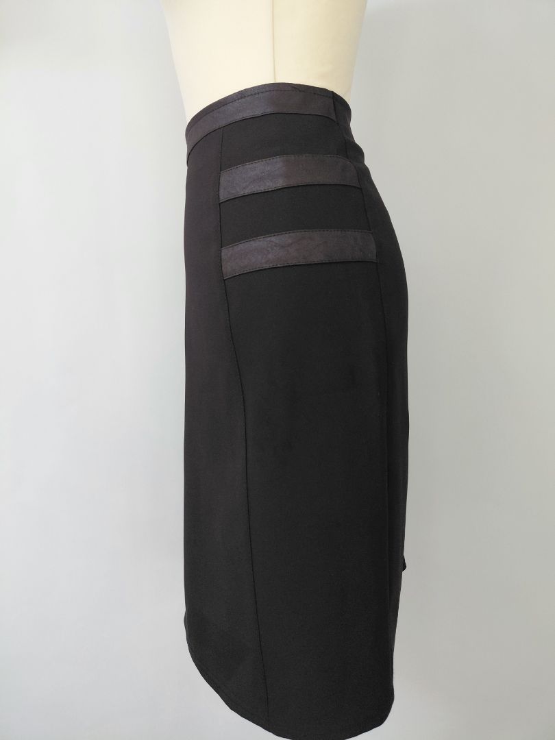 Skirt, EUR 46, Halogene